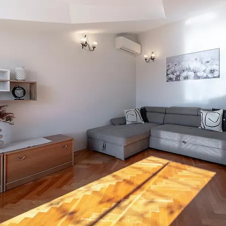 Keta Seaview Parking דירה *